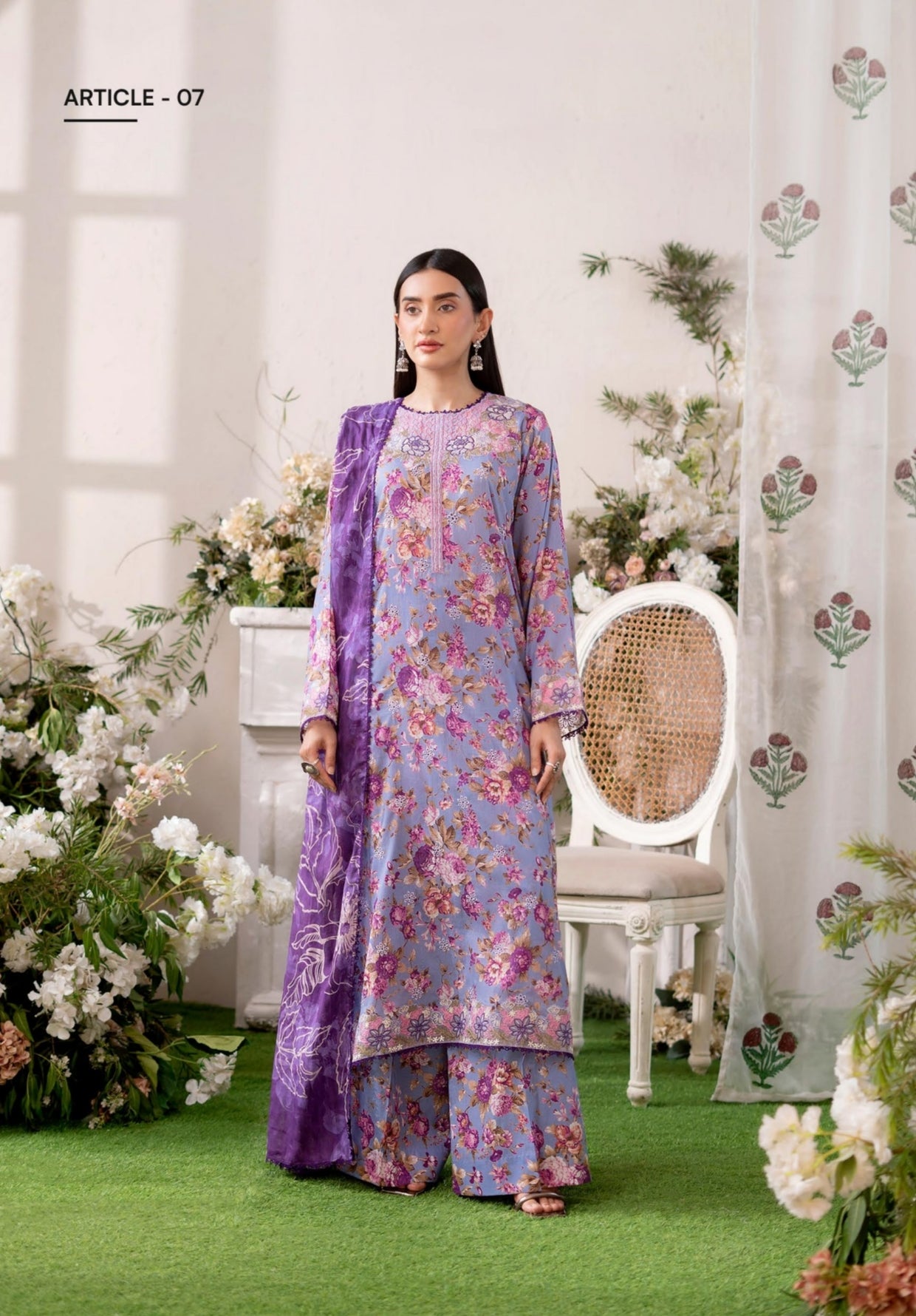 3PC Lawn Printed Suit – Velvet Glow