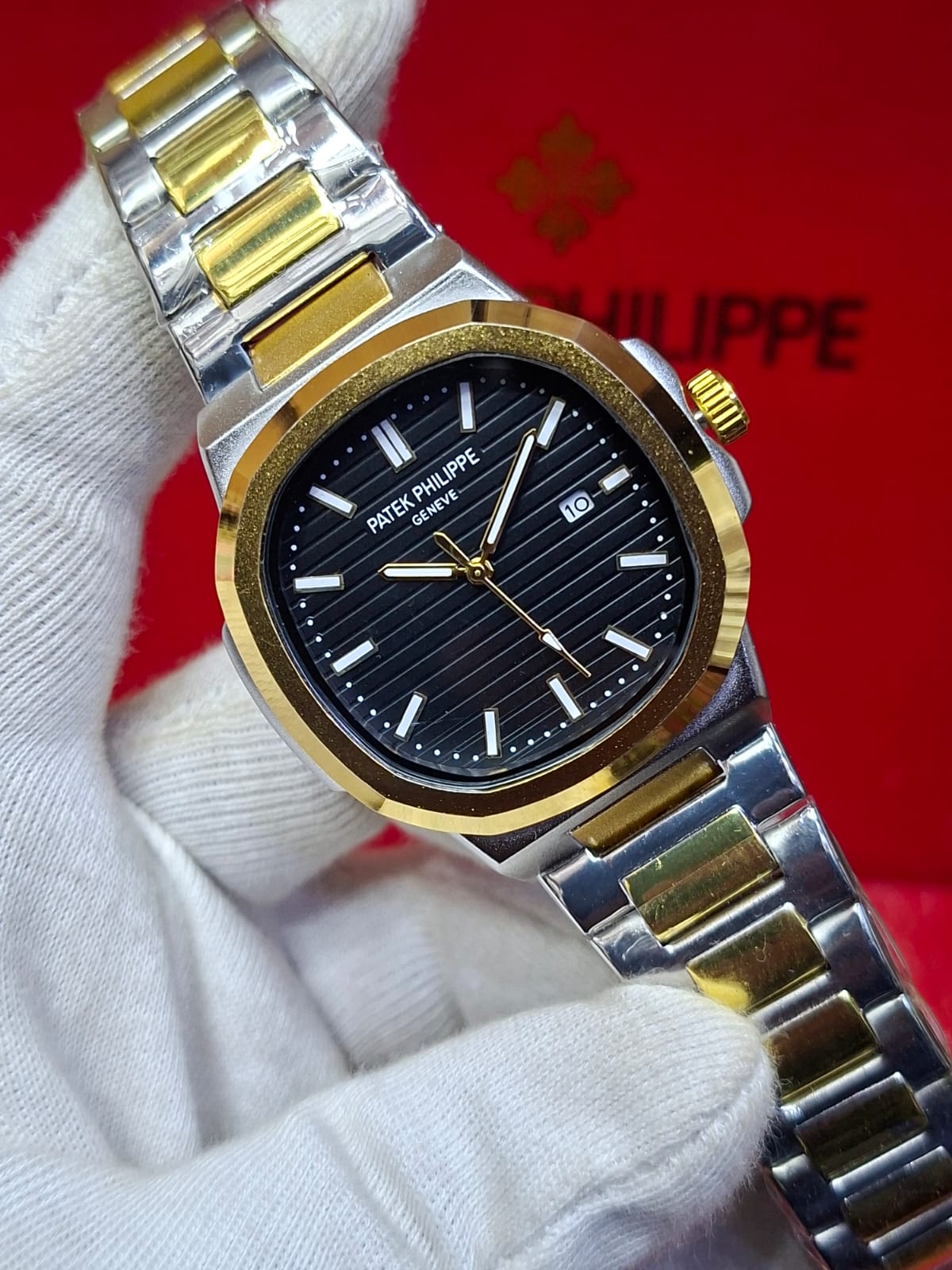 PATEK PHILIPPE Luxury Quartz Watch with Date & Butterfly Lock