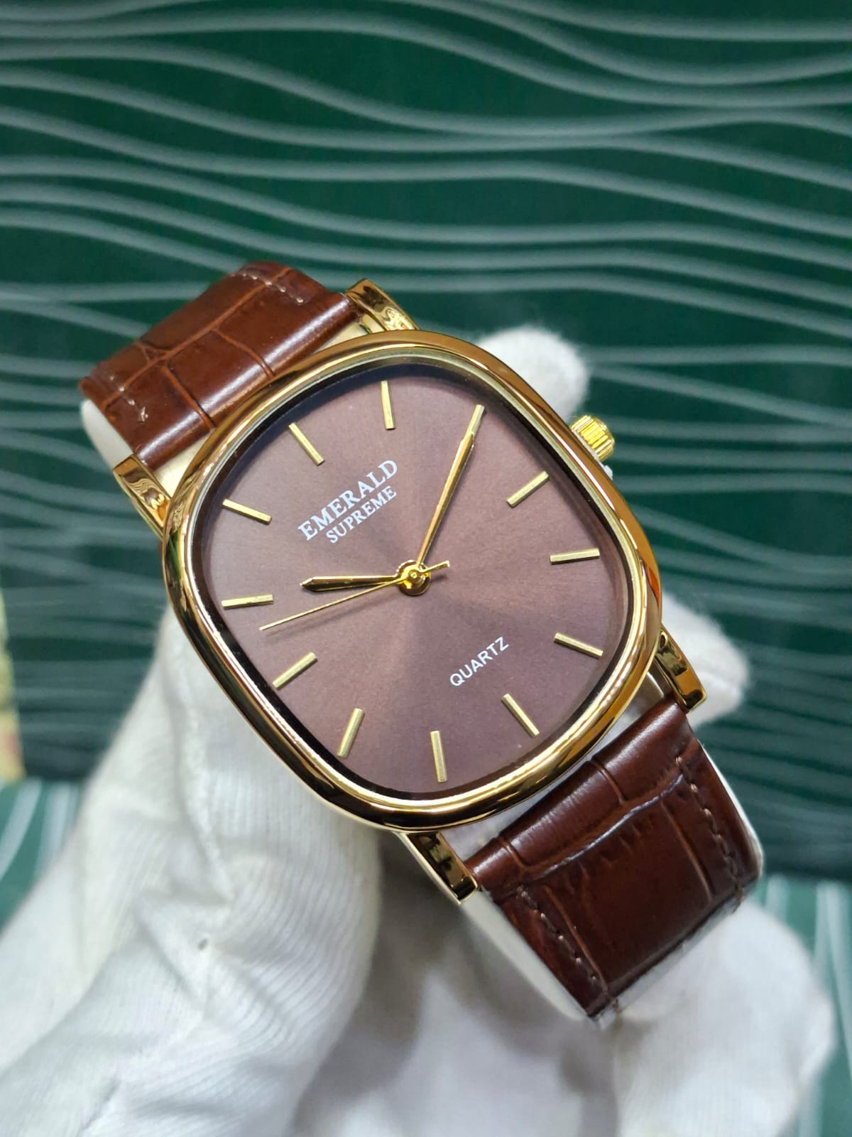 Emerald Supreme Original Quartz Watch – Brown Leather Strap | Premium Men’s Wristwatch